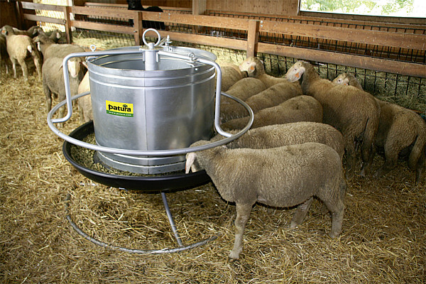 Rundfutterautomat für Lämmer  d= 1,30 m, Inhalt 340 Liter