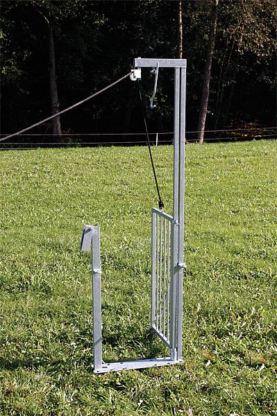 Falltor mit Seilbetätigung, für Schaf-Fanganlagen, verzinkt