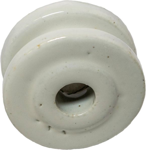 Eckrolle aus Porzellan